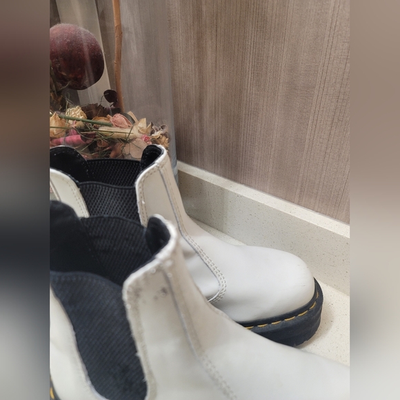 Dr. Martens Black Quad Boots - Picture 6 of 13